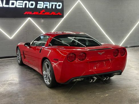 Used 2007 Chevrolet Corvette Coupe w/ Preferred Equipment Group RWD image 20