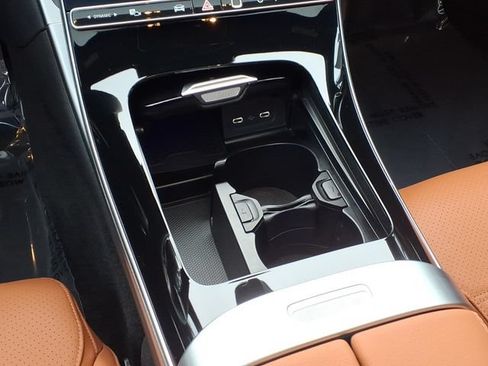 Certified 2025 Mercedes-Benz C 300 4MATIC Sedan image 7