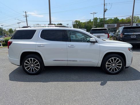 Used 2022 GMC Acadia Denali w/ Denali Ultimate Package AWD/4WD image 6