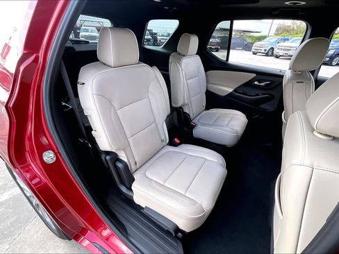 Certified 2023 Chevrolet Traverse Premier image 19