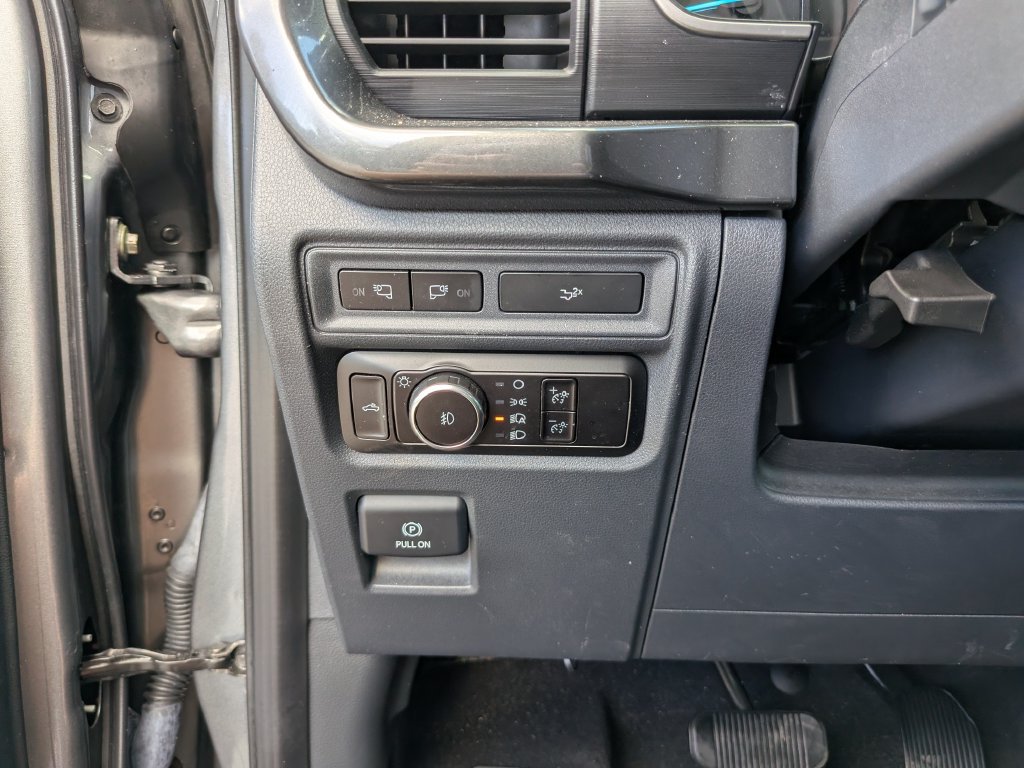 Used 2023 Ford F150 XLT w/ Equipment Group 302A High RWD image 33
