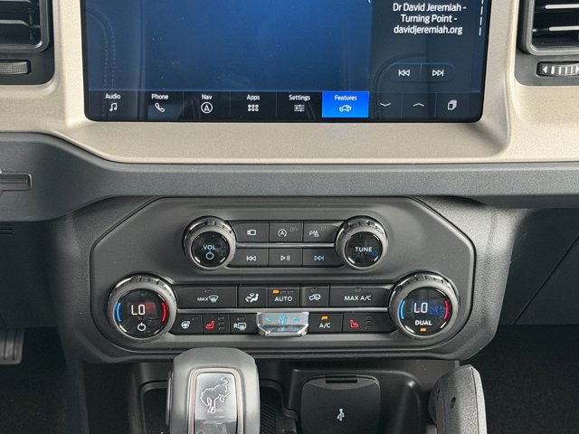 New 2026 Ford Bronco Outer Banks w/ Sasquatch Package AWD/4WD image 19