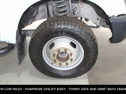 Used 2015 Ford F350 XL w/ Power Equipment Group image 6