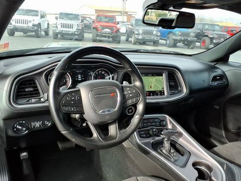 Used 2022 Dodge Challenger GT w/ Plus Package image 7