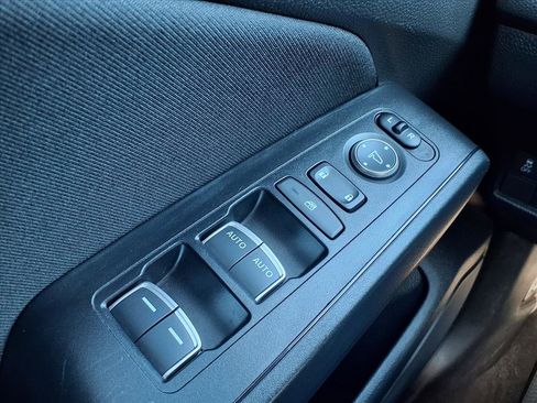 Certified 2025 Honda Civic Sport image 9