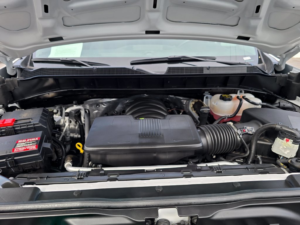 Certified 2025 Chevrolet Silverado 1500 W/T RWD image 22