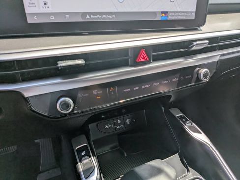 Certified 2024 Kia Sorento S FWD image 24