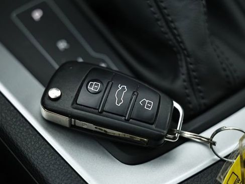 Used 2022 Audi Q3 2.0T Premium w/ Convenience Package image 14