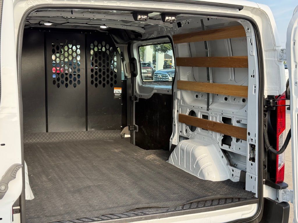 Used 2025 Ford Transit 250 Low Roof w/ Exterior Upgrade Package RWD image 19