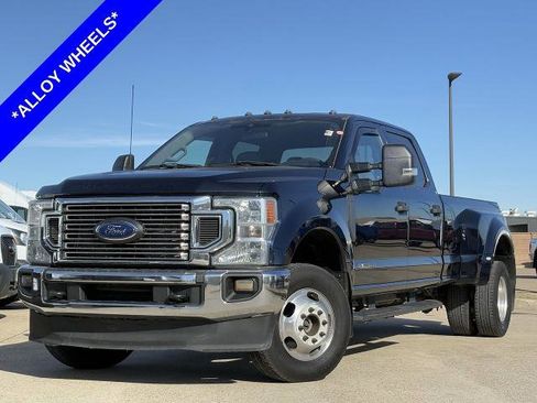 Certified 2022 Ford F350 XLT w/ XLT Value Package image 2