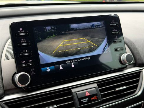 Used 2022 Honda Accord Sport image 16