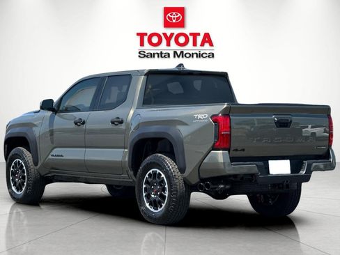 New 2025 Toyota Tacoma TRD Off-Road image 5