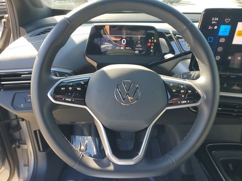 Used 2023 Volkswagen ID.4 Pro image 19