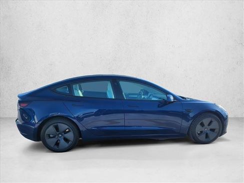 Used 2022 Tesla Model 3 Long Range AWD/4WD image 4