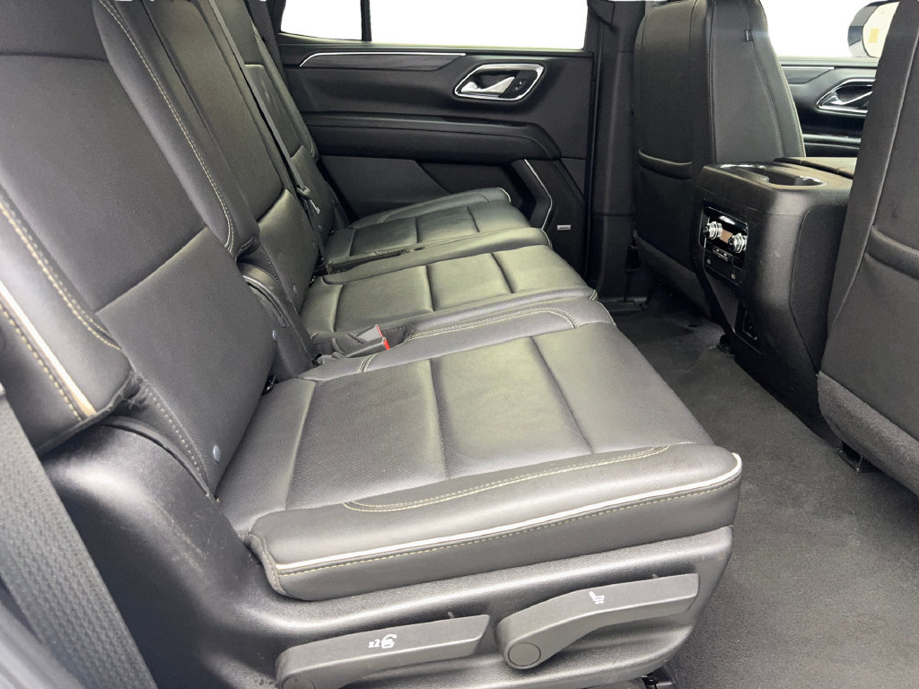 Used 2024 GMC Yukon SLT RWD image 46
