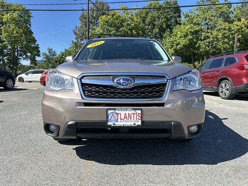Used 2015 Subaru Forester 2.5i Limited AWD/4WD image 2