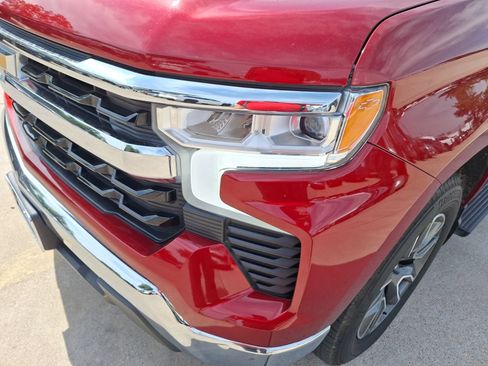 Used 2023 Chevrolet Silverado 1500 LT RWD image 10