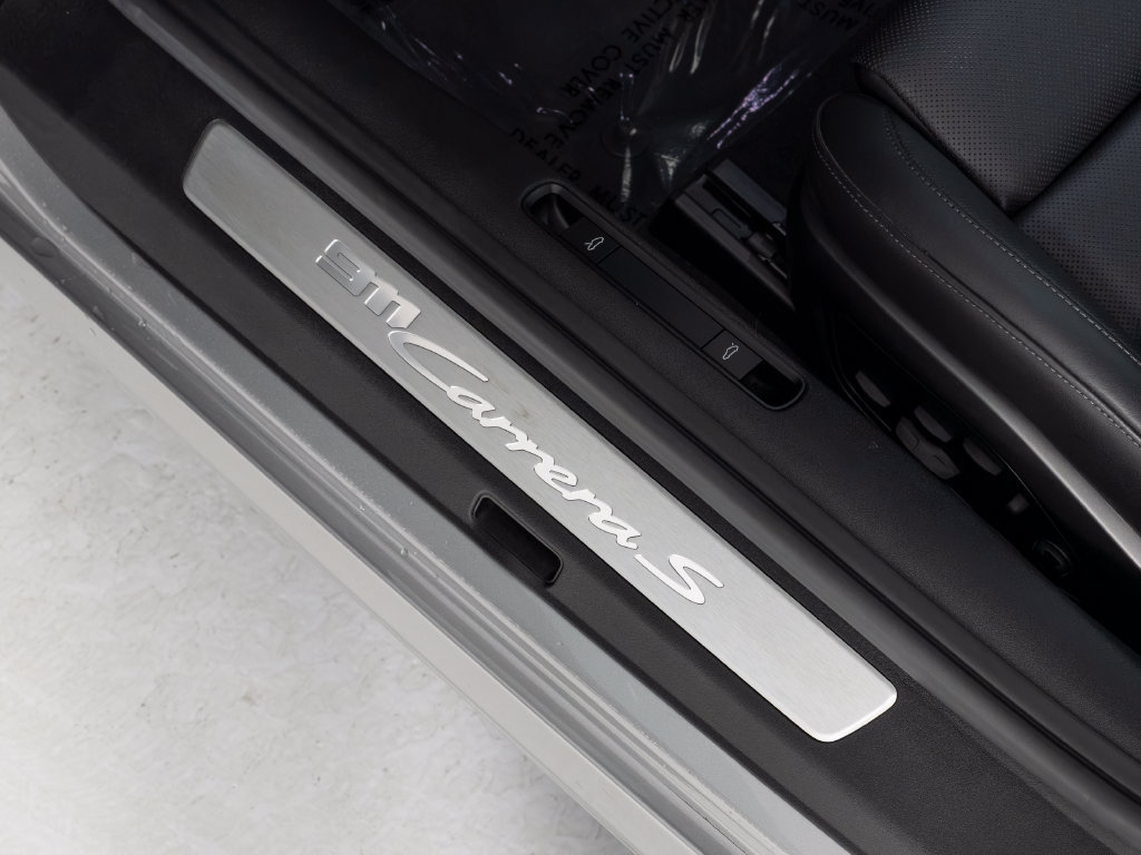 Certified 2024 Porsche 911 GT3 image 21