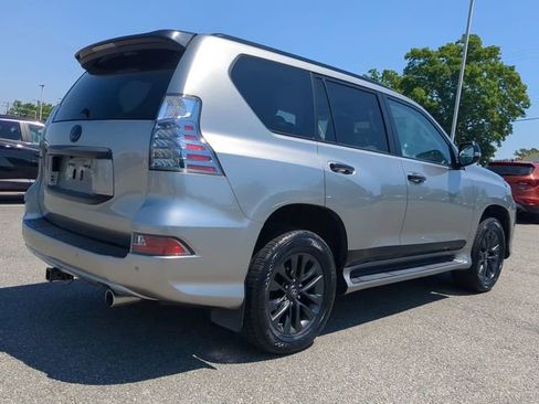 Used 2021 Lexus GX 460 Premium w/ Premium Package AWD/4WD image 4