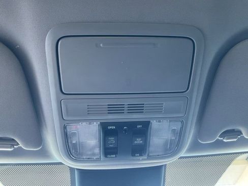 Certified 2023 Honda Odyssey EX-L image 19