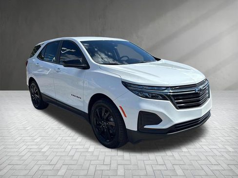 Used 2024 Chevrolet Equinox LS w/ LS Convenience Package image 7