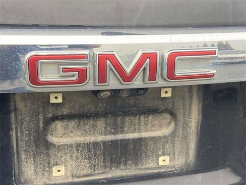 Used 2021 GMC Acadia Denali w/ Denali Technology Package image 6