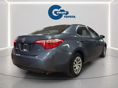 Used 2018 Toyota Corolla LE FWD image 8