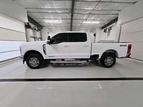 Used 2024 Ford F250 Lariat w/ FX4 Off-Road Package image 4