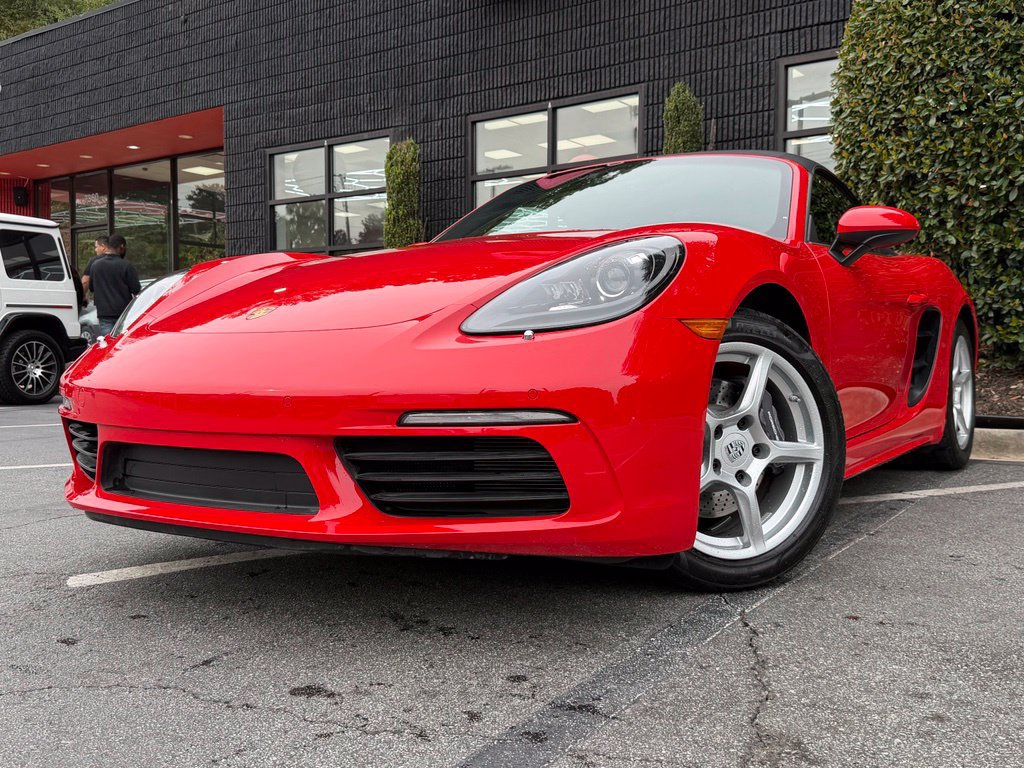 Used 2024 Porsche 718 Boxster w/ Premium Package RWD image 2