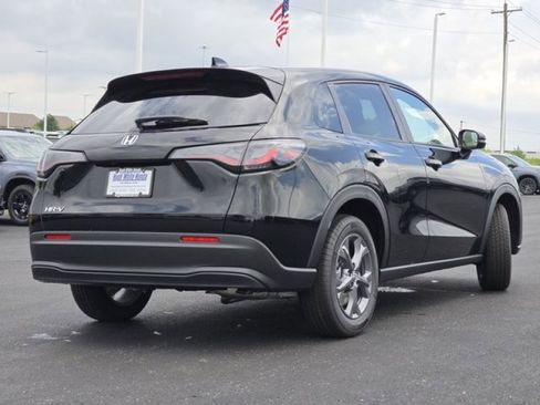 New 2026 Honda HR-V LX image 11