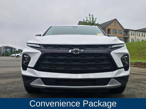 Used 2023 Chevrolet Blazer LT w/ Convenience Package FWD image 6