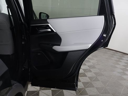 New 2026 Mitsubishi Outlander SE image 25