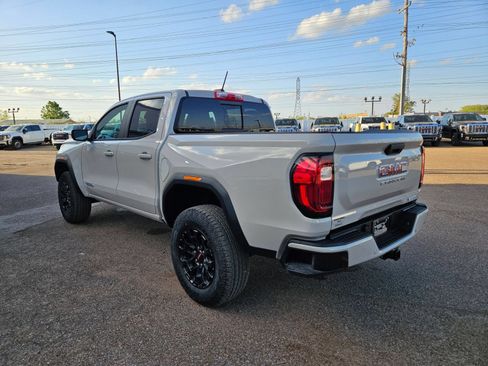 New 2026 GMC Canyon Elevation w/ Convenience Package RWD image 3
