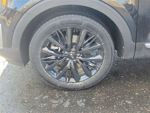 Certified 2021 Kia Telluride SX w/ SX Prestige Package image 5