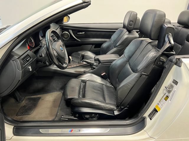 Used 2010 BMW M3 Convertible RWD image 19