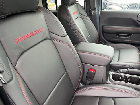 New 2026 Jeep Wrangler Unlimited Rubicon AWD/4WD image 40