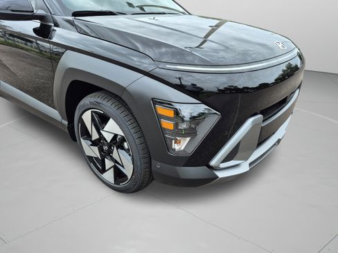 New 2026 Hyundai Kona Limited FWD image 36