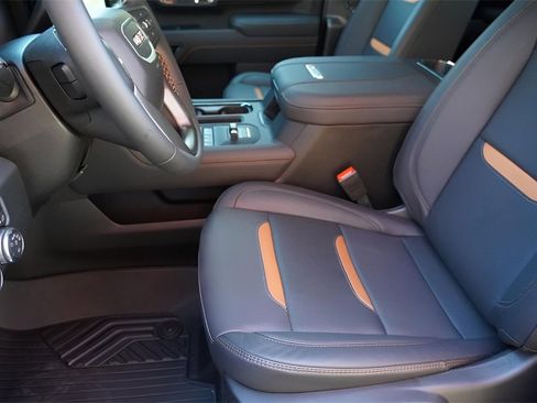 New 2026 GMC Sierra 2500 AT4 w/ AT4 Premium Plus Package image 7