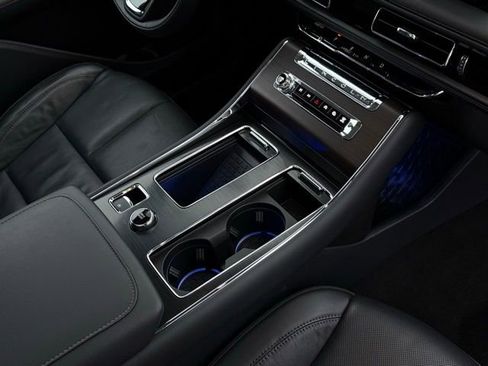 Used 2025 Lincoln Aviator Reserve w/ Illumination Package image 29