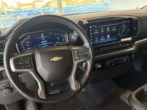 Certified 2024 Chevrolet Silverado 1500 LT image 17