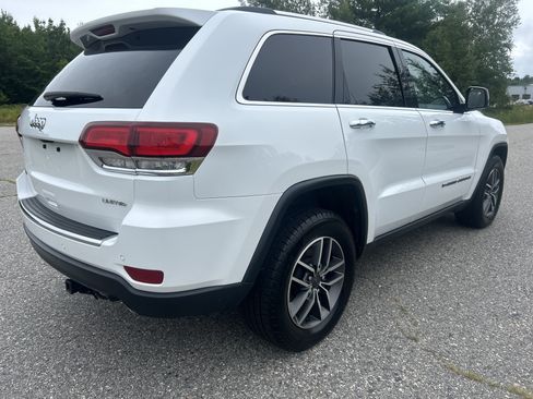 Used 2022 Jeep Grand Cherokee Limited AWD/4WD image 5