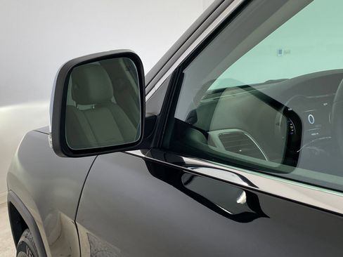 Used 2021 Jeep Grand Cherokee Limited w/ Premium Lighting Group image 24