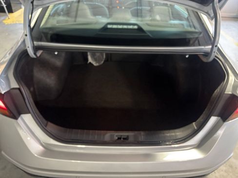 Used 2026 Nissan Altima 2.5 SV FWD image 30
