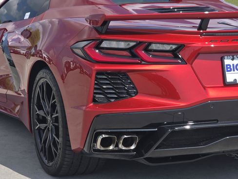 Used 2025 Chevrolet Corvette Stingray Preferred Conv w/ Z51 Performance Package RWD image 8