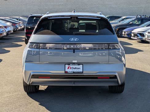 New 2026 Hyundai Ioniq 5 Limited image 3