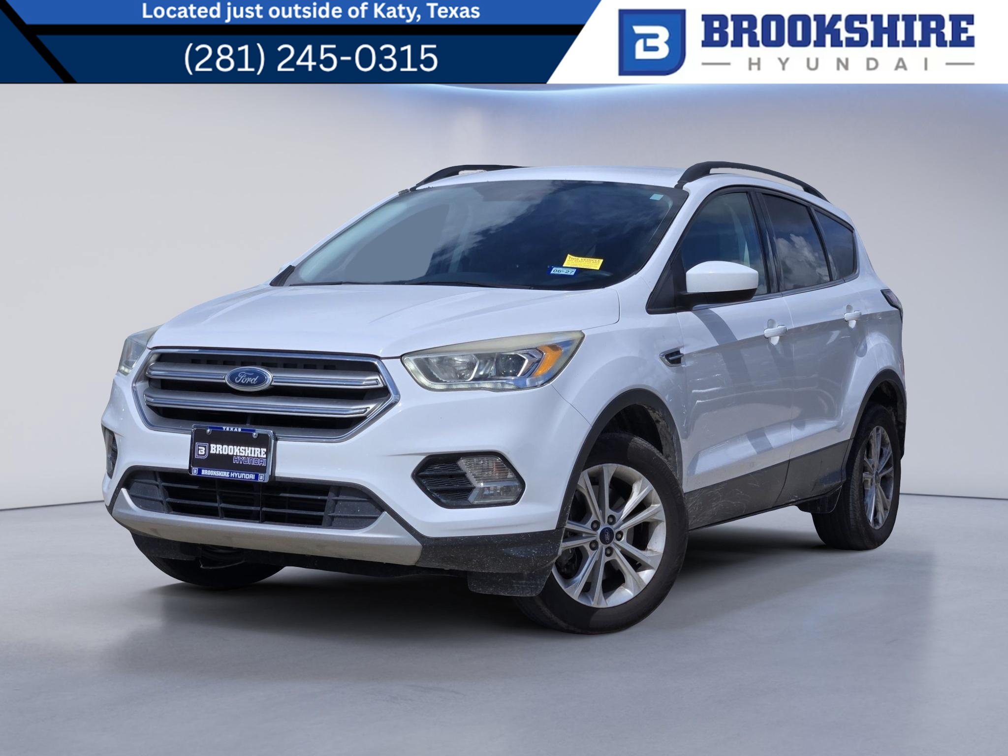 Used 2017 Ford Escape SE w/ Equipment Group 201A AWD/4WD image 1