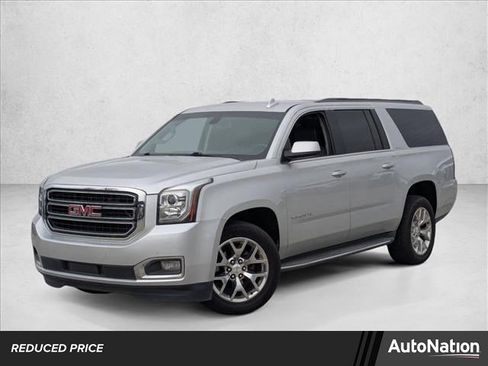 Used 2015 GMC Yukon XL SLE image 1
