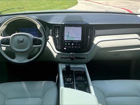 Certified 2024 Volvo XC60 B5 Plus w/ Protection Package Premier AWD/4WD image 20
