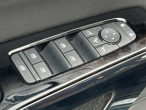 New 2026 Nissan Pathfinder Platinum AWD/4WD image 24