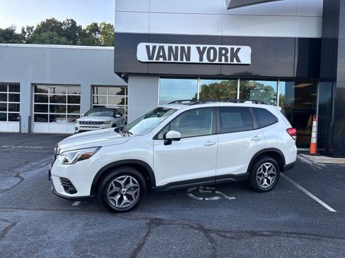 Certified 2022 Subaru Forester Premium AWD/4WD image 53
